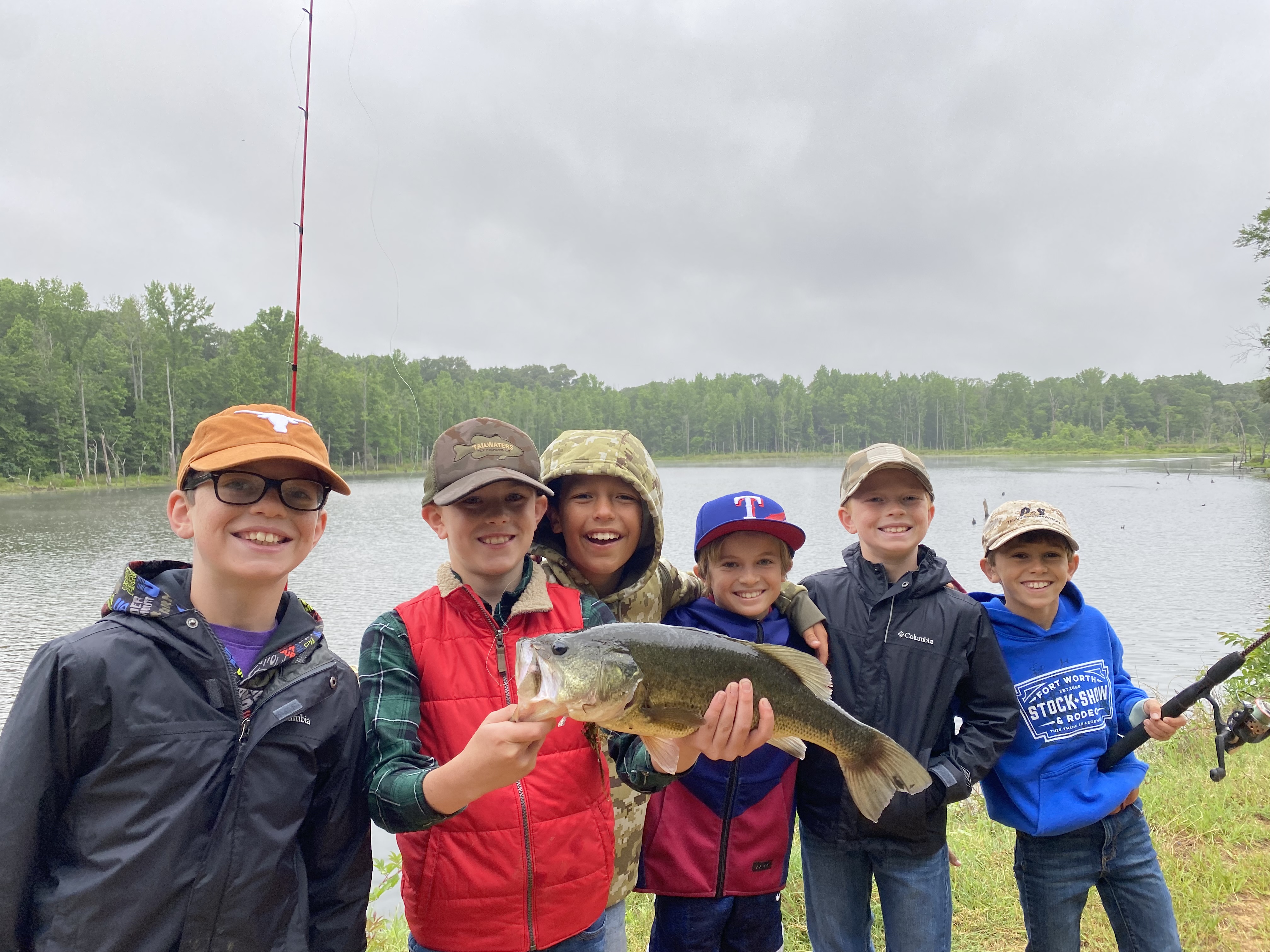 🪶 Why Ranches with Lakes Are the Ultimate Texas Family Retreat